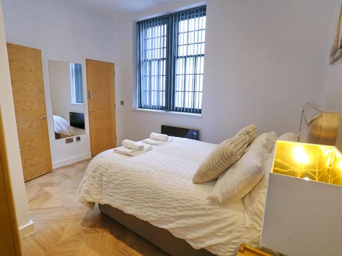 Image 1 of flat 205 · Duplex Flat Perfect For Couples – Walk To City Pass the Keys