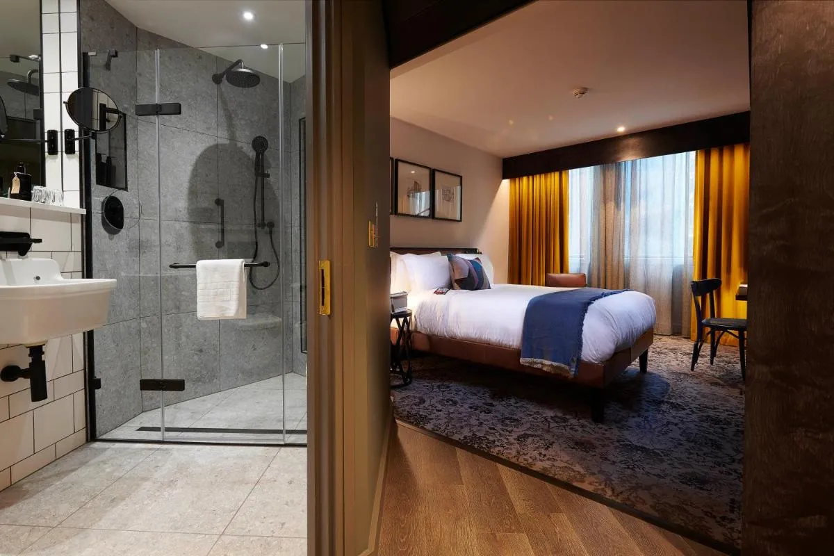 Image 2 of voco Manchester – City Centre, an IHG Hotel